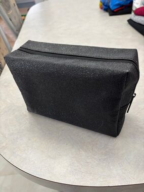 Black Travel Toiletry Bag - m.a.c